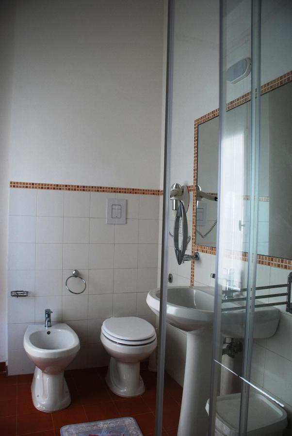 B&B Le Muse Кротоне Экстерьер фото